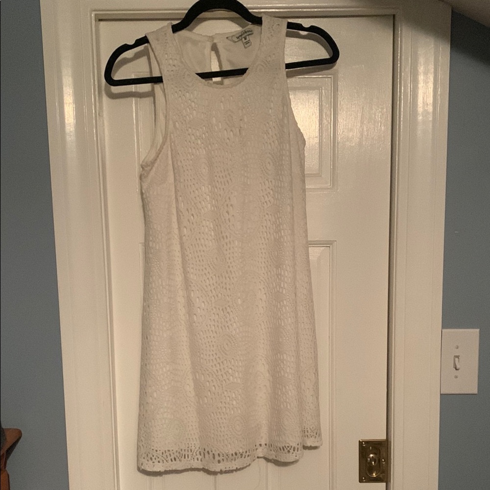 White Sleeveless Lace Top